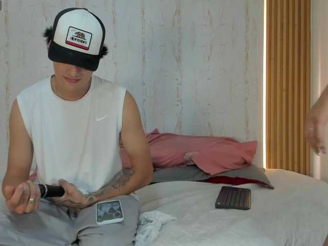 twomilkyway live cam on BongaCams