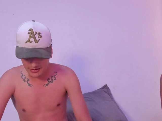 twomilkyway live cam on BongaCams