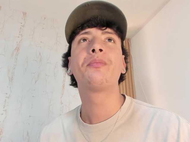 twomilkyway live cam on BongaCams