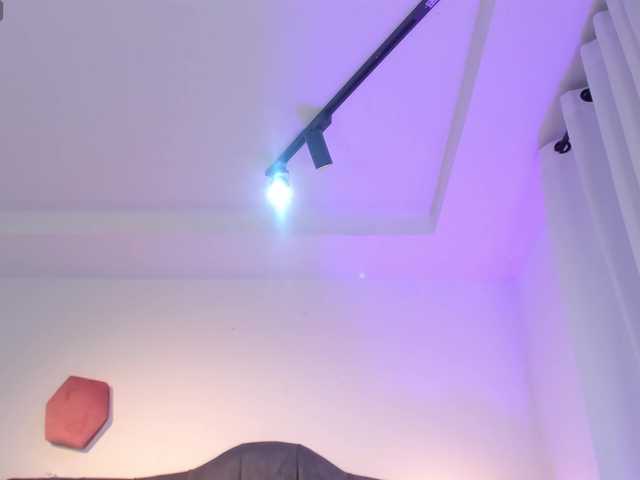le modèle two_milkyway est en webcam porno dans un show sur le site bongacams, il possède les tags suivants: Latino/Hispanic,Brunette,Trimmed