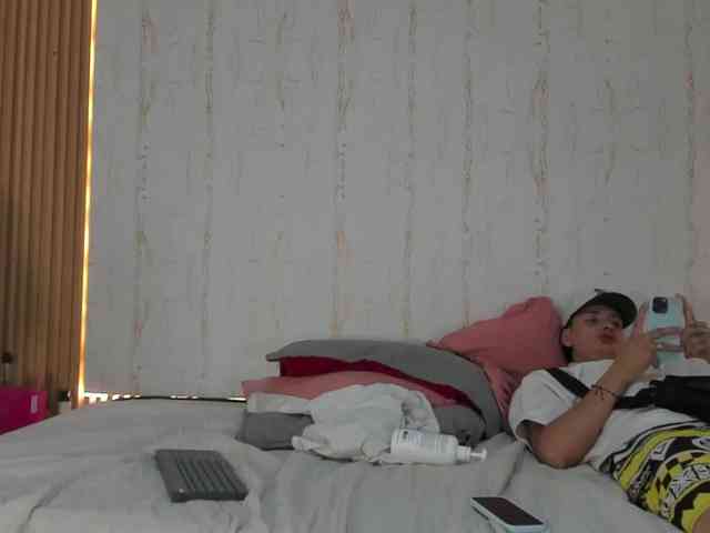 two_milkyway webcam