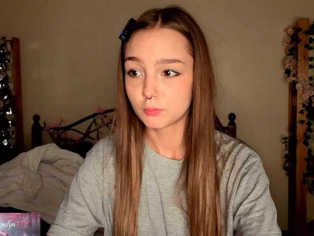 HoneyComfya live cam on BongaCams