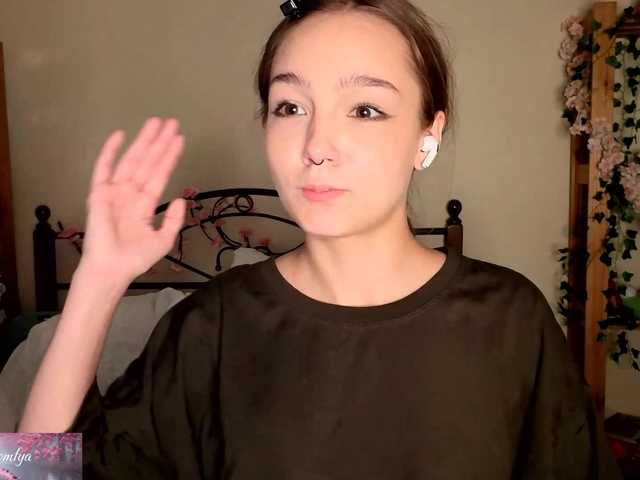 HoneyComfya live cam on BongaCams