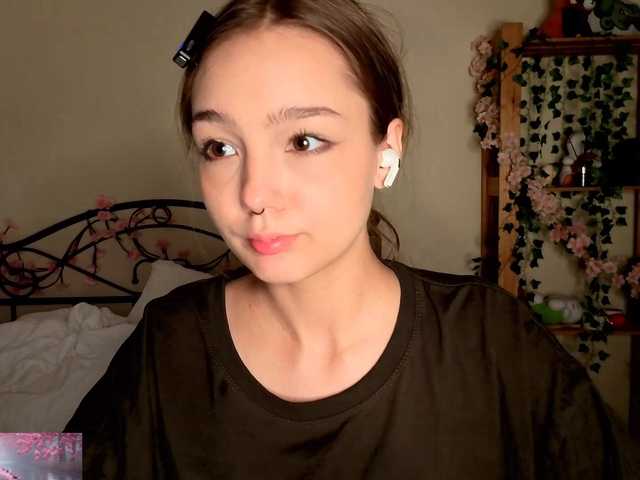 HoneyComfya live cam on BongaCams