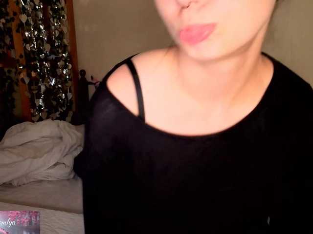 HoneyComfya live cam on BongaCams