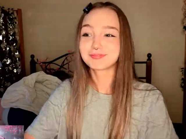 HoneyComfya live cam on BongaCams