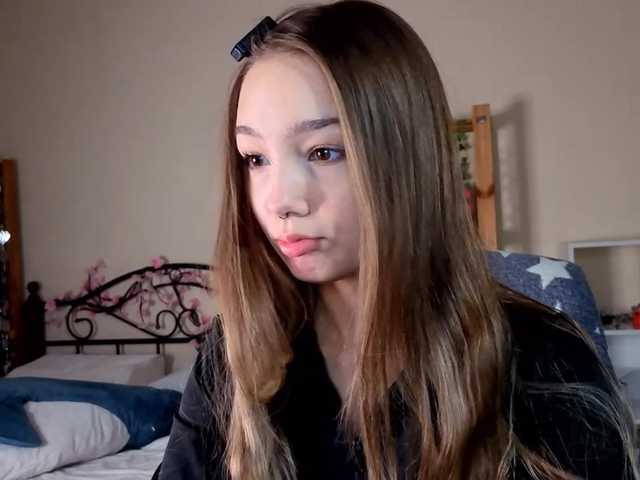 HoneyComfya's BongaCams show and profile