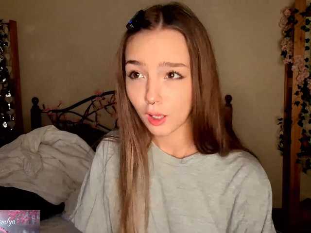 HoneyComfya live cam on BongaCams