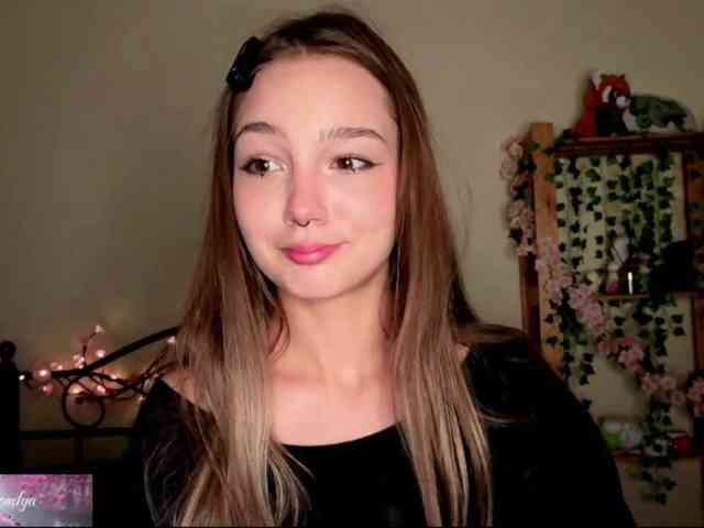 HoneyComfya webcam