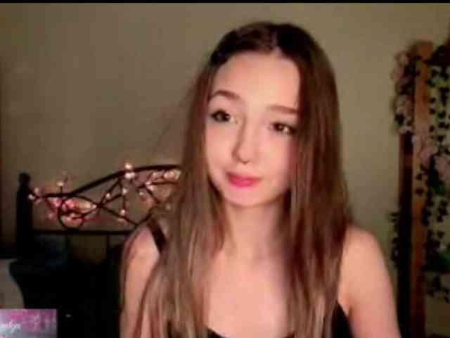 HoneyComfya webcam