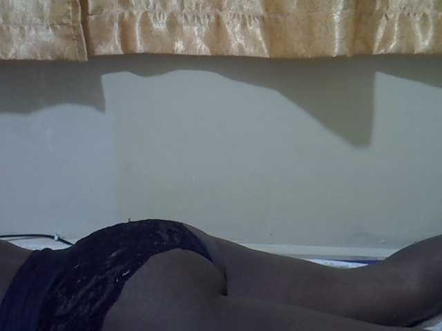 Nana-50 live cam on BongaCams