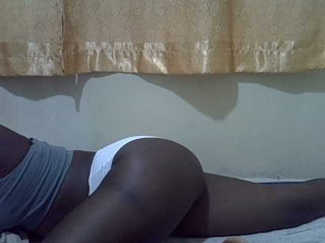 Nana-50 live cam on BongaCams
