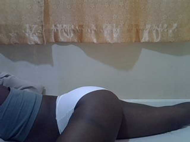 Nana-50 live cam on BongaCams