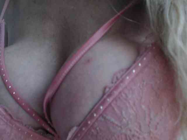 Pamella007