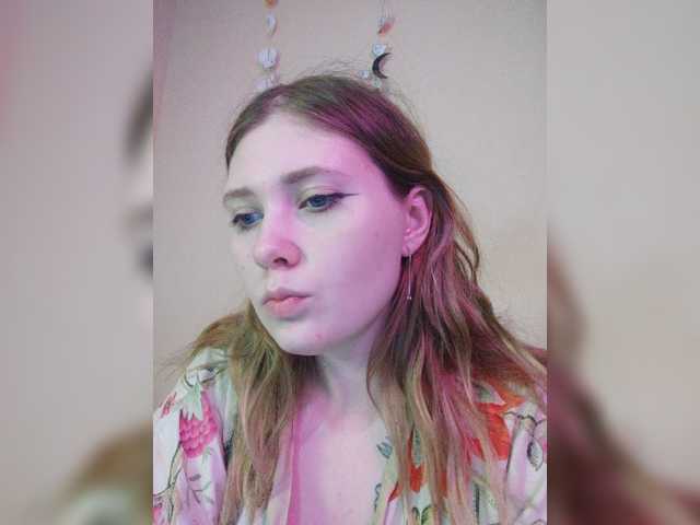 foxyarty live cam on BongaCams