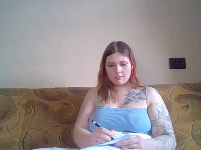 foxyarty live cam on BongaCams