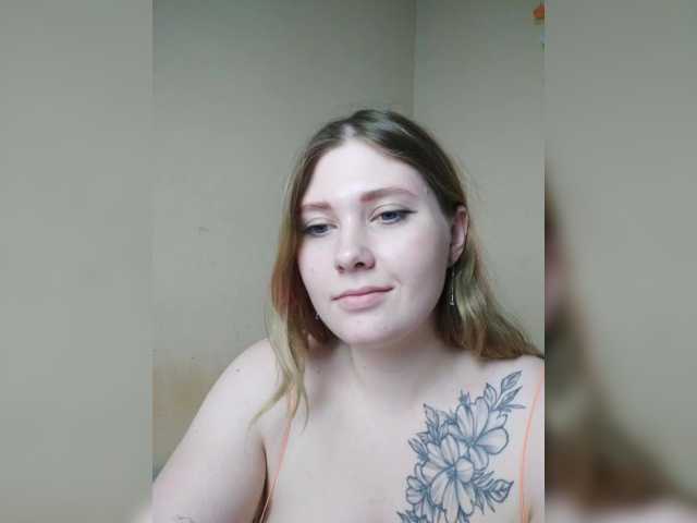 foxyarty live cam on BongaCams
