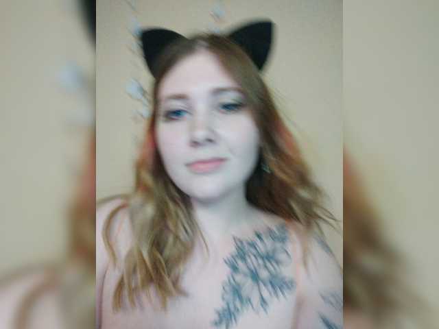 foxyarty live cam on BongaCams