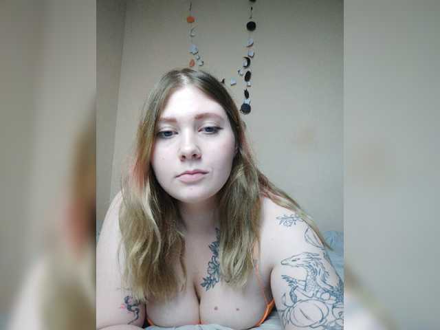 foxyarty live cam on BongaCams