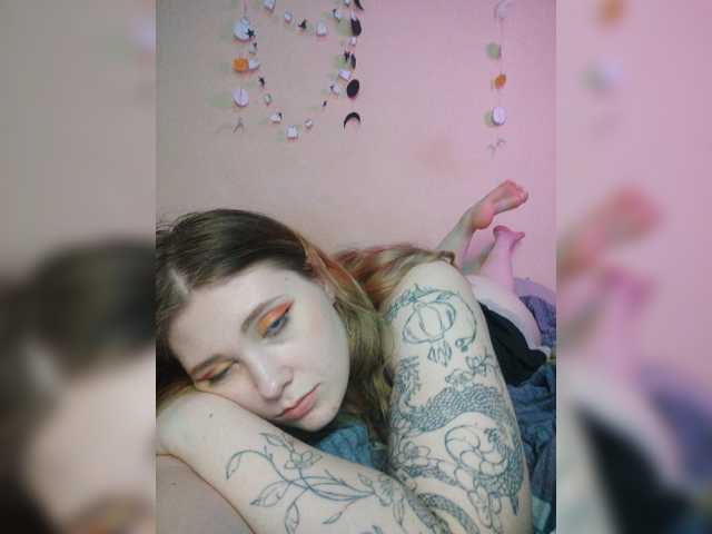 foxyarty live cam on BongaCams