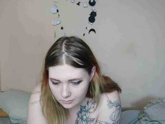 foxyarty live cam on BongaCams