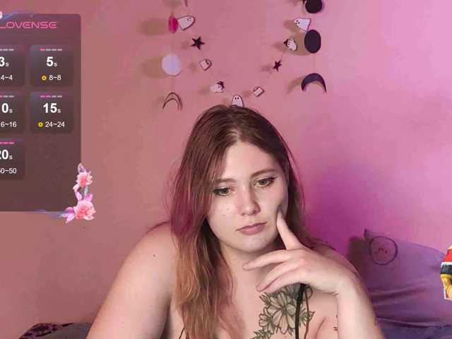 foxyarty live cam on BongaCams