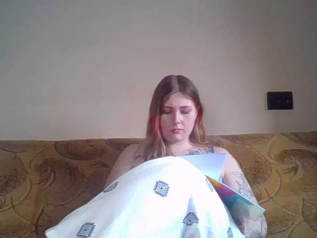 foxyarty live cam on BongaCams
