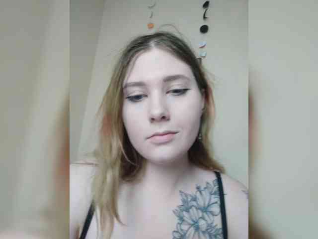 Aria_bb webcam
