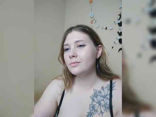 Aria_bb webcam