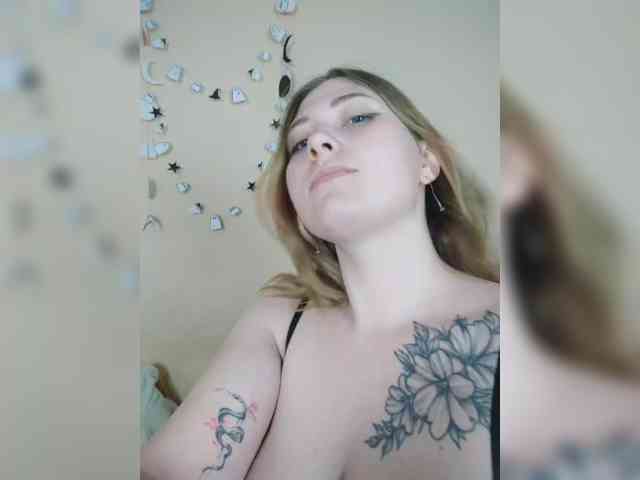Aria_bb webcam