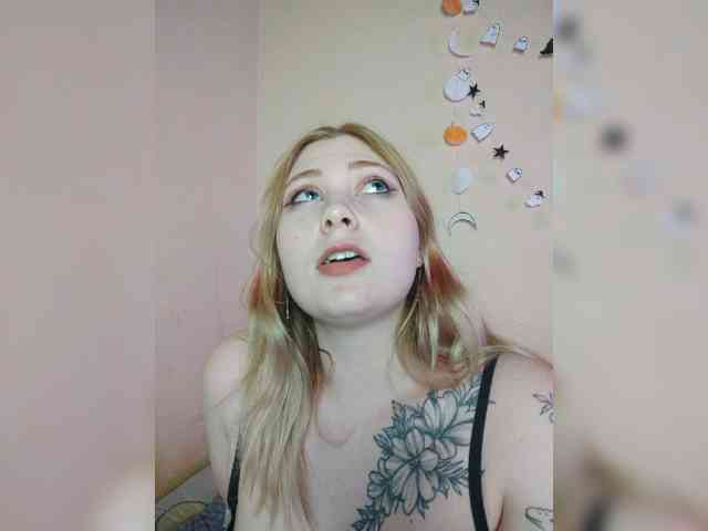 Aria_bb webcam