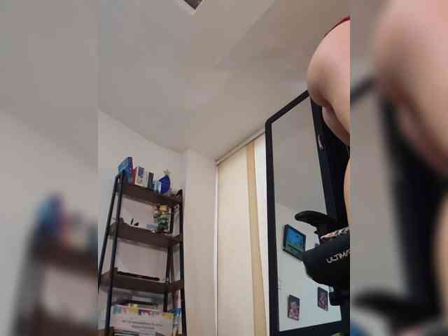 RoxanneRiddle69 webcam