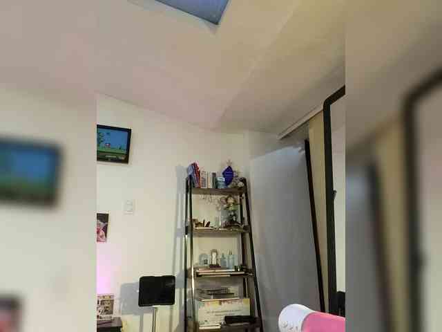 RoxanneRiddle69 webcam