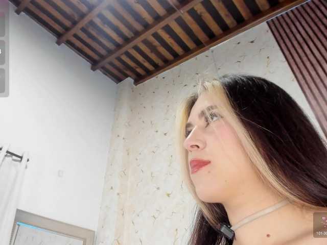 jimenawhite1 live cam on BongaCams