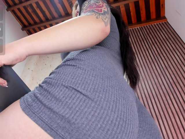 jimenawhite1 live cam on BongaCams