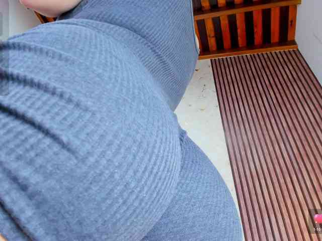 jimenawhite1 webcam