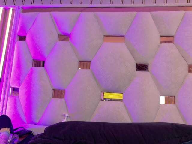 JadeBrown live cam on BongaCams