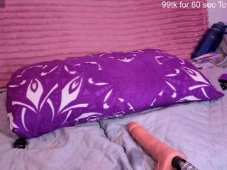 Scarlet_Kitty Porn Show