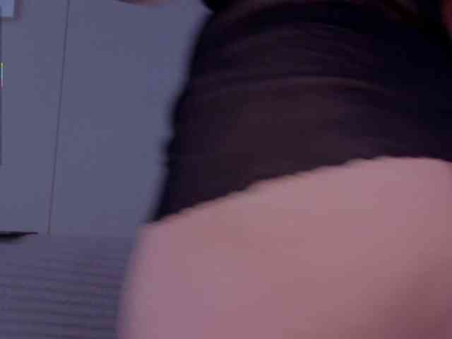 Scarlet_Kitty