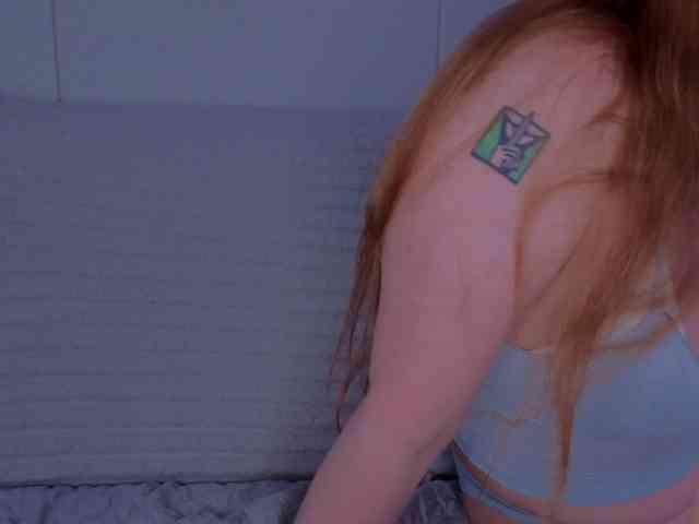 Scarlet_Kitty