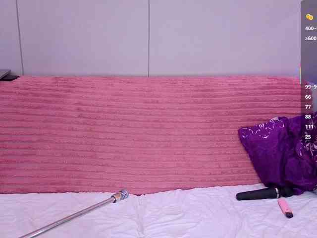 Scarlet_Kitty webcam