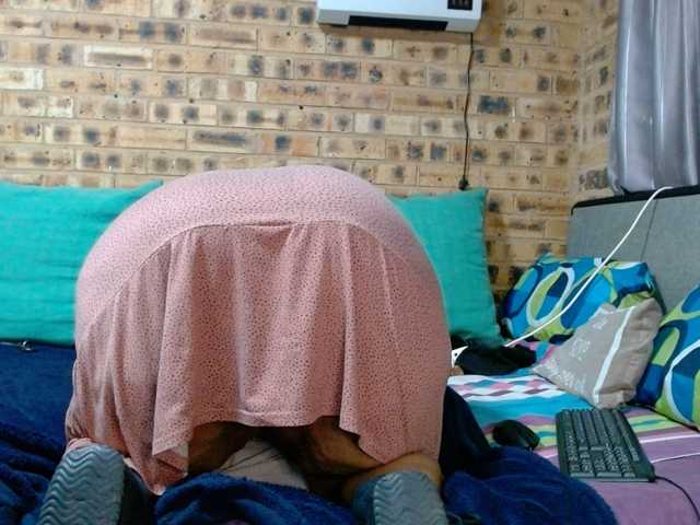 RubyBooty live cam preview
