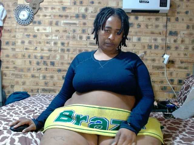 RubyBooty live cam on BongaCams