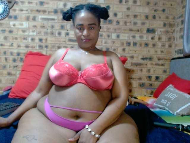 RubyBooty's BongaCams show and profile