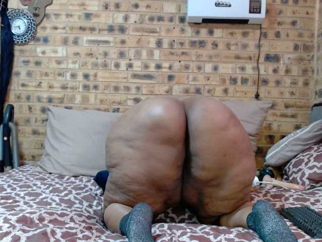 RubyBooty live cam preview