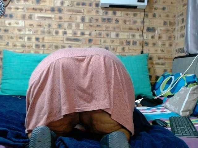 RubyBooty live cam preview