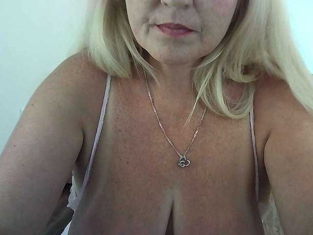 Multiply-orgazm live webcam show