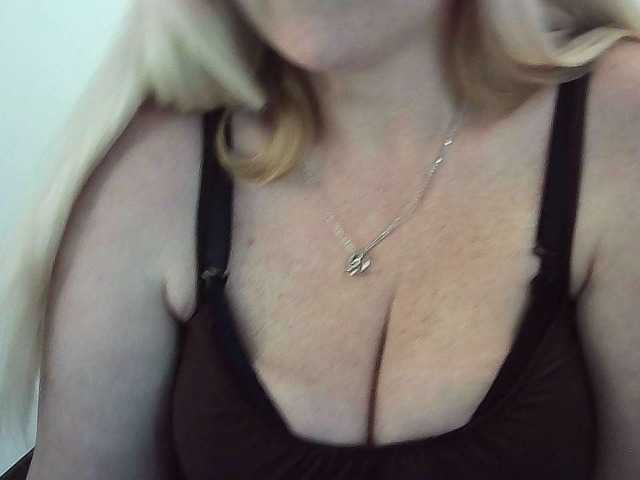 Multiply-orgazm live cam