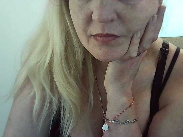 Multiply-orgazm live cam