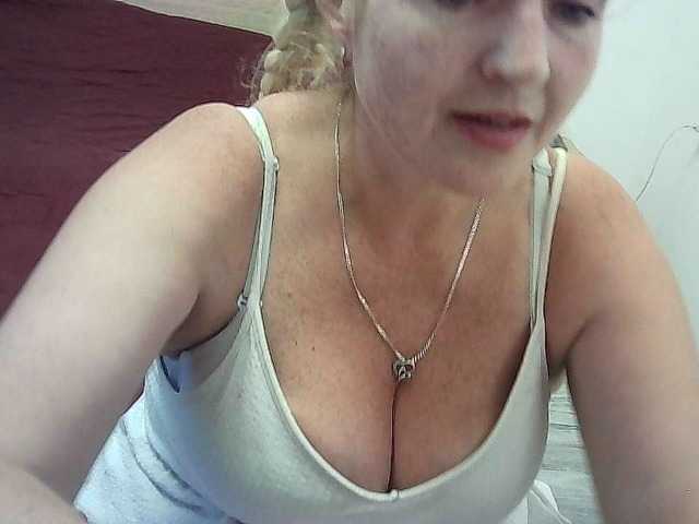 multiply-orgazm live sex show